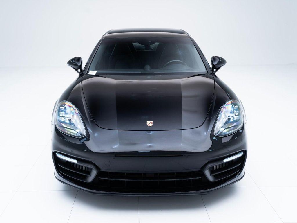 Porsche Panamera 2022