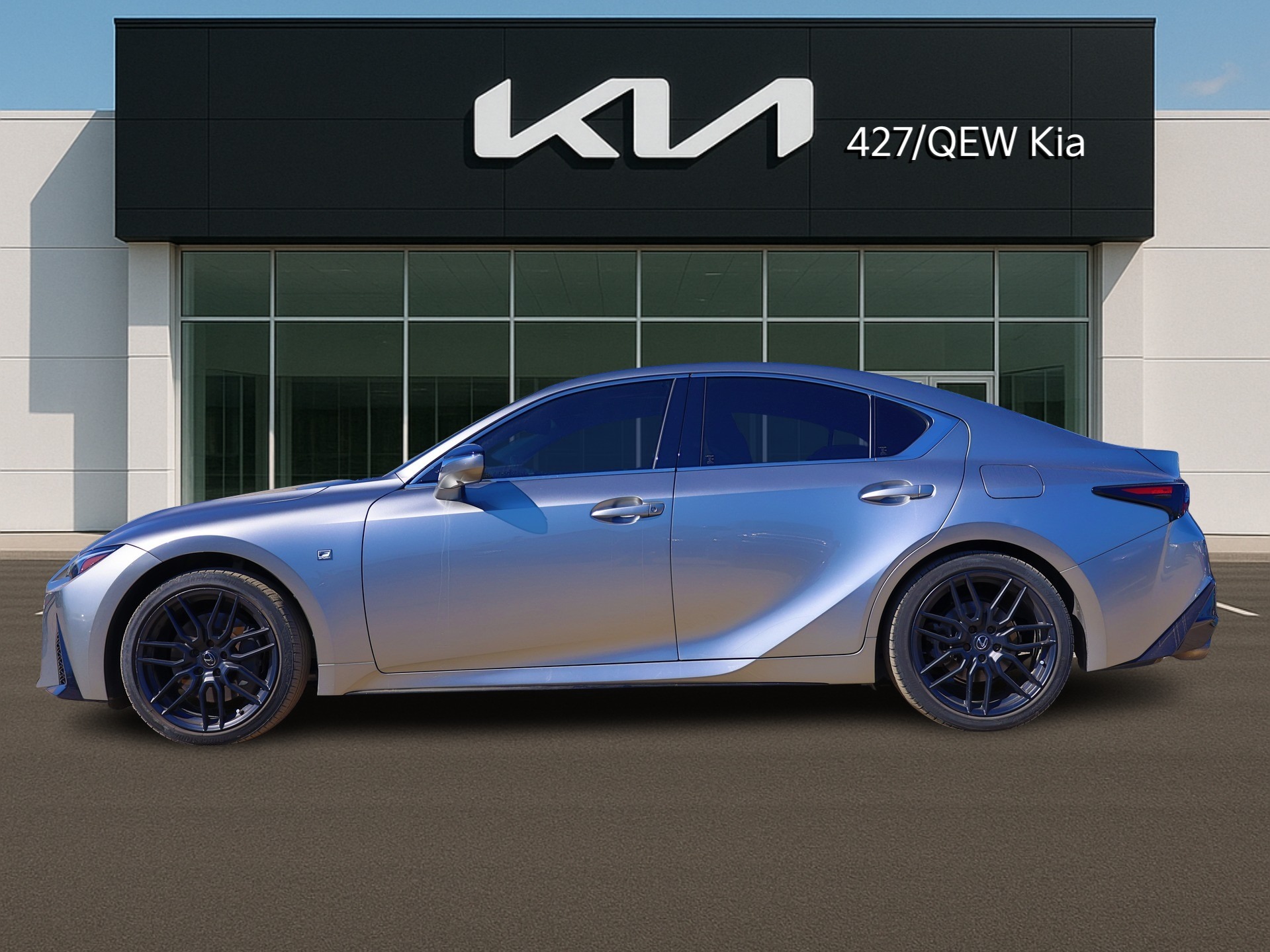 Lexus IS 2023