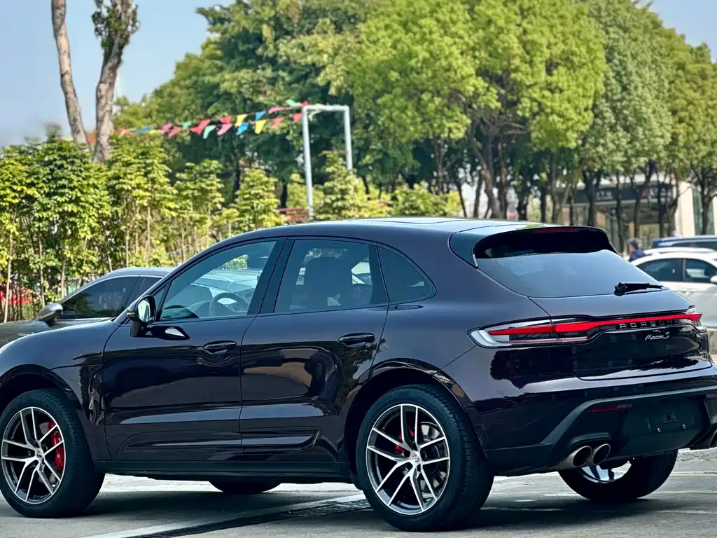 Porsche Macan 2024