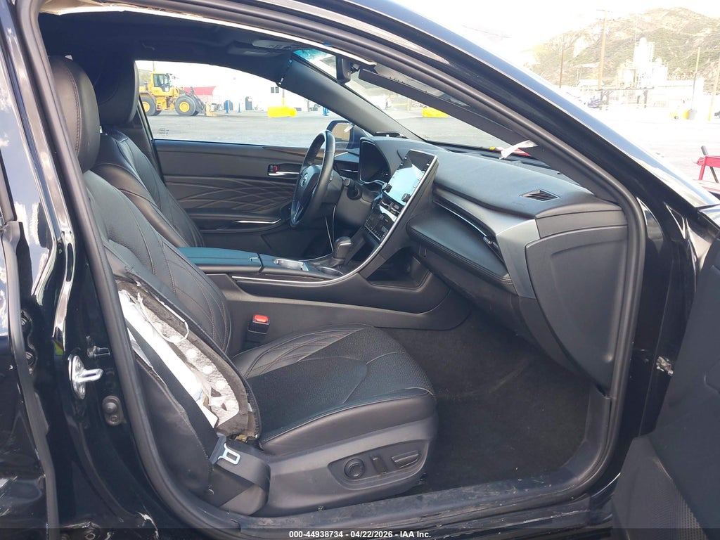 Toyota Avalon 2022
