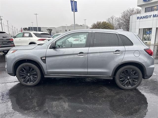 Mitsubishi Outlander Sport 2024