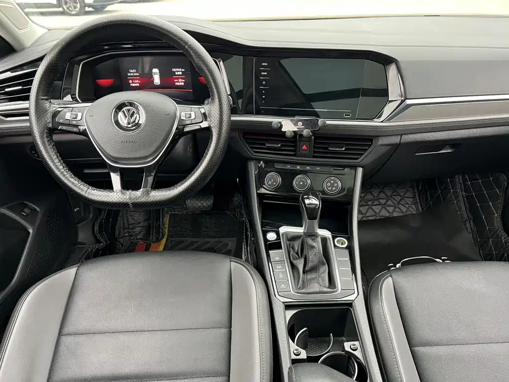 Volkswagen Jetta 2021