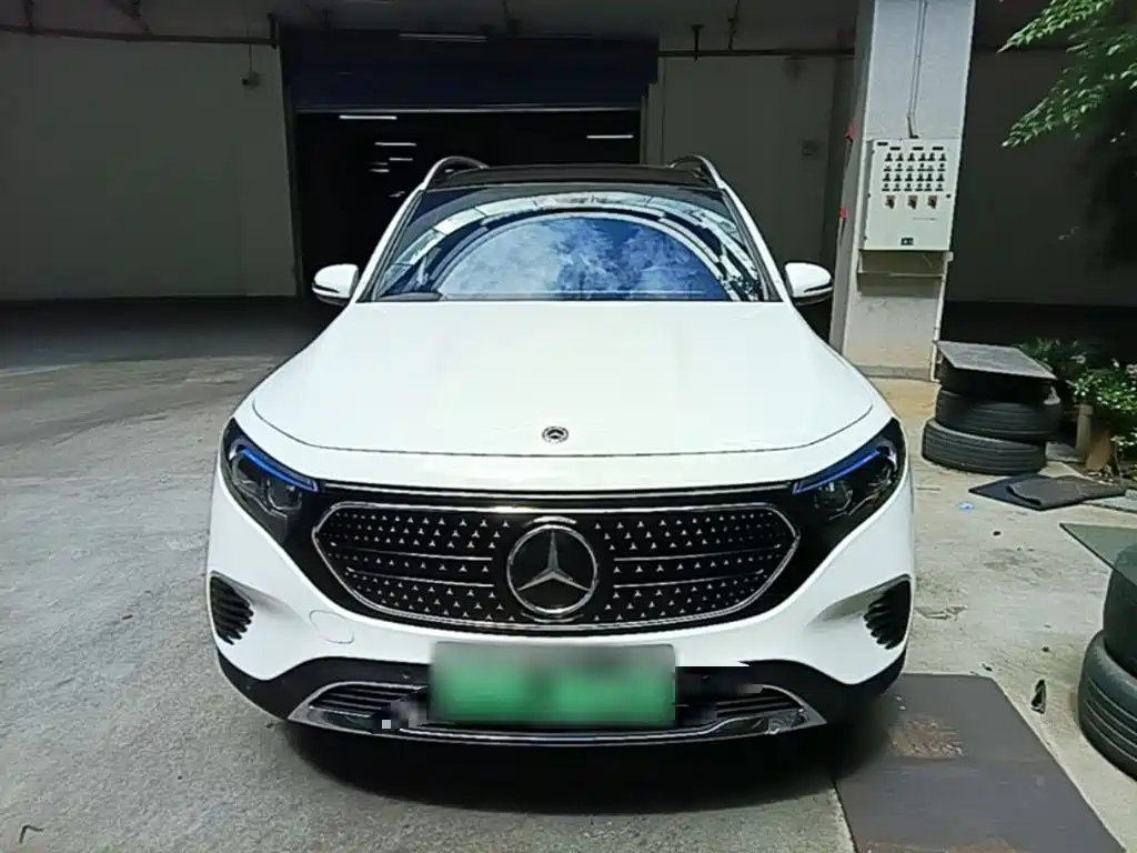 Mercedes-Benz EQB 2024