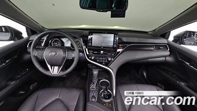 Toyota Camry 2023