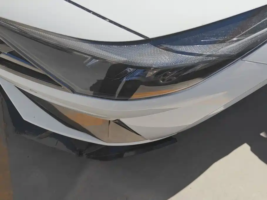 Hyundai Elantra 2022
