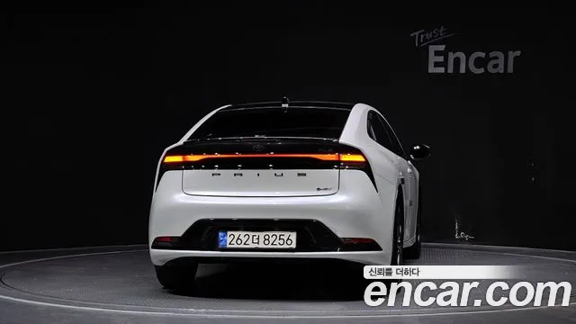 Toyota Prius 2024