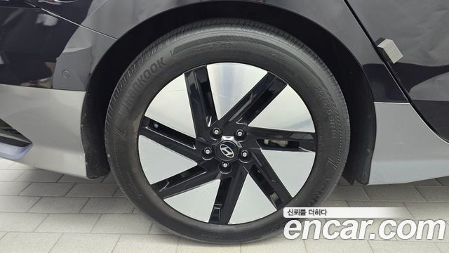 Hyundai IONIQ 6 2023