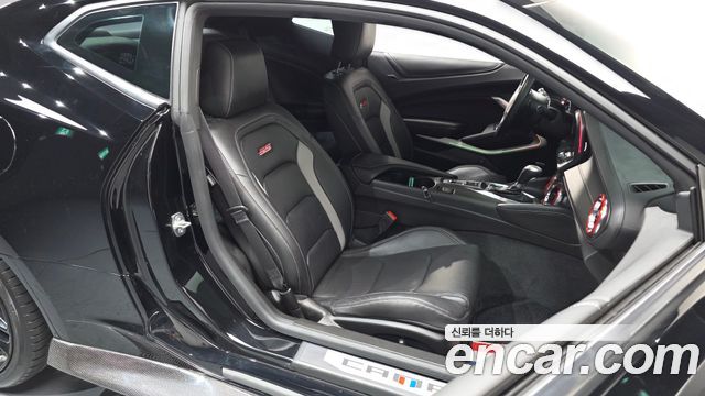 Chevrolet Camaro 2021