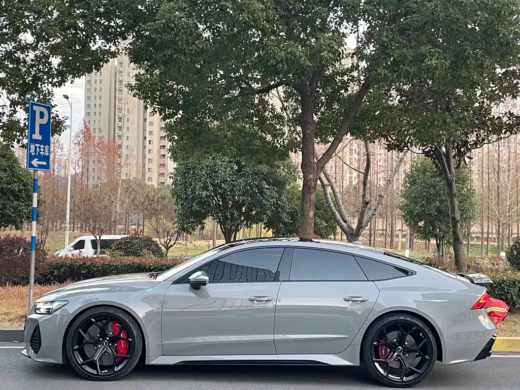 Audi RS 7 2021