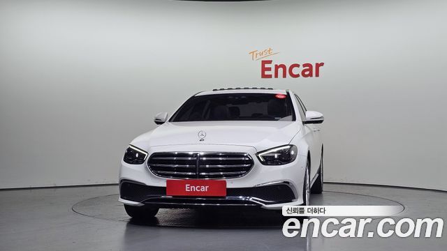 Mercedes-Benz E-Класс 2022