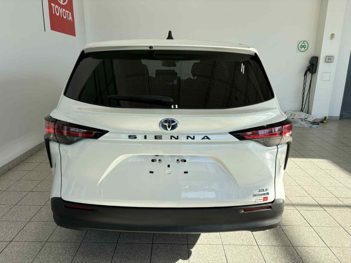 Toyota Sienna 2021