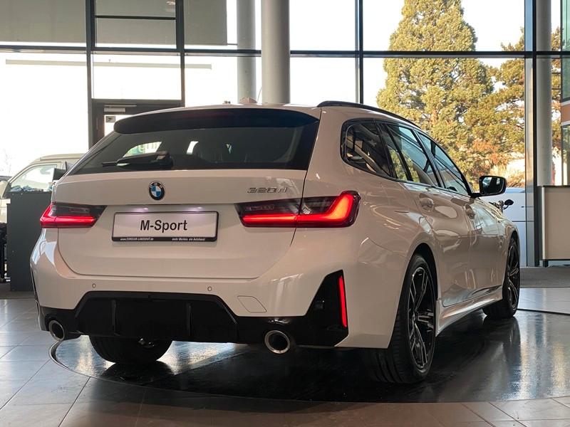 BMW 320 2022