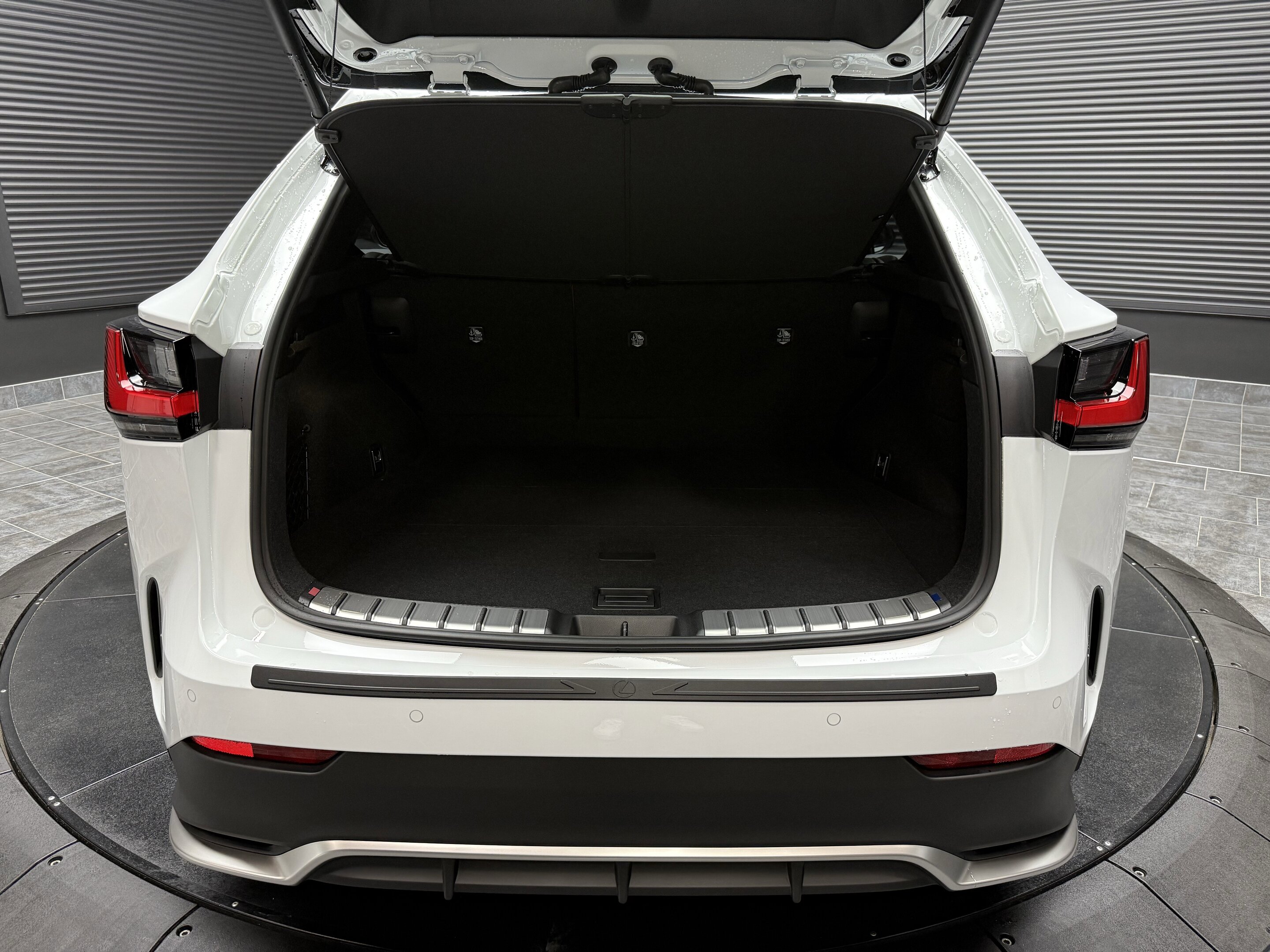 Lexus NX 2025