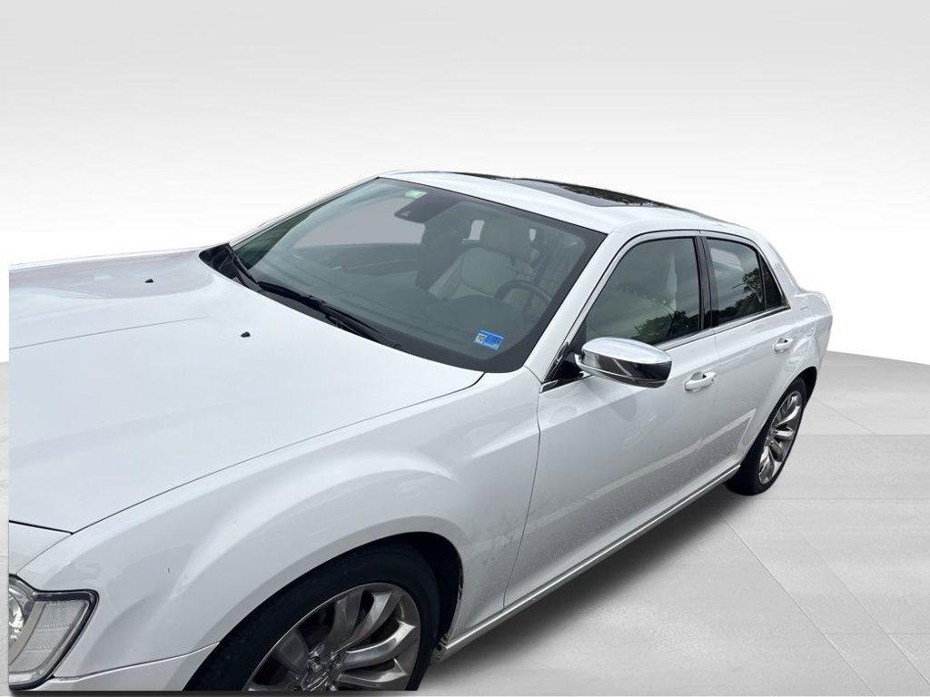 Chrysler 300 2021