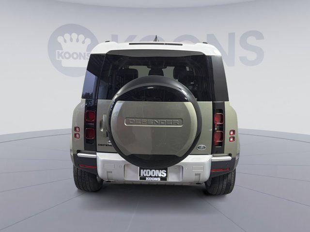 Land Rover Defender 2023
