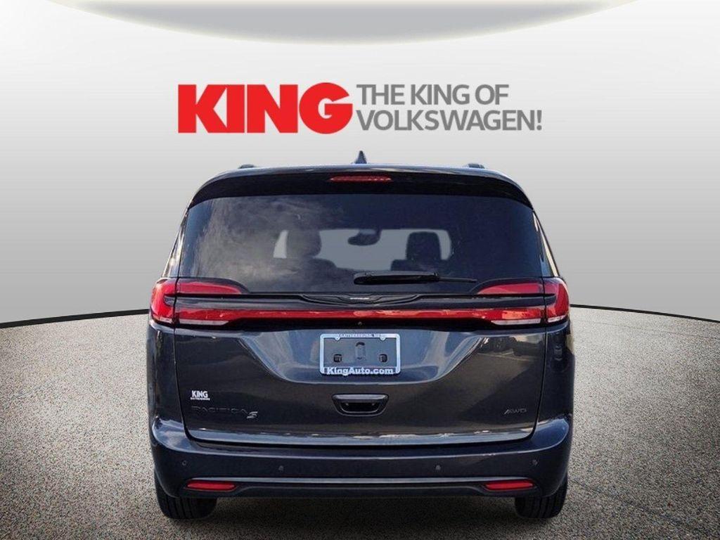 Chrysler Pacifica 2021