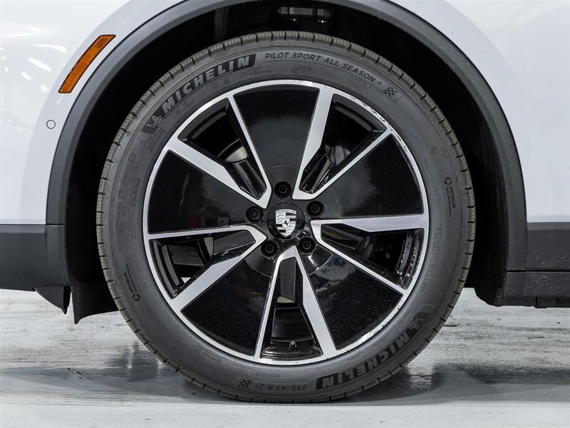 Porsche Macan 2024
