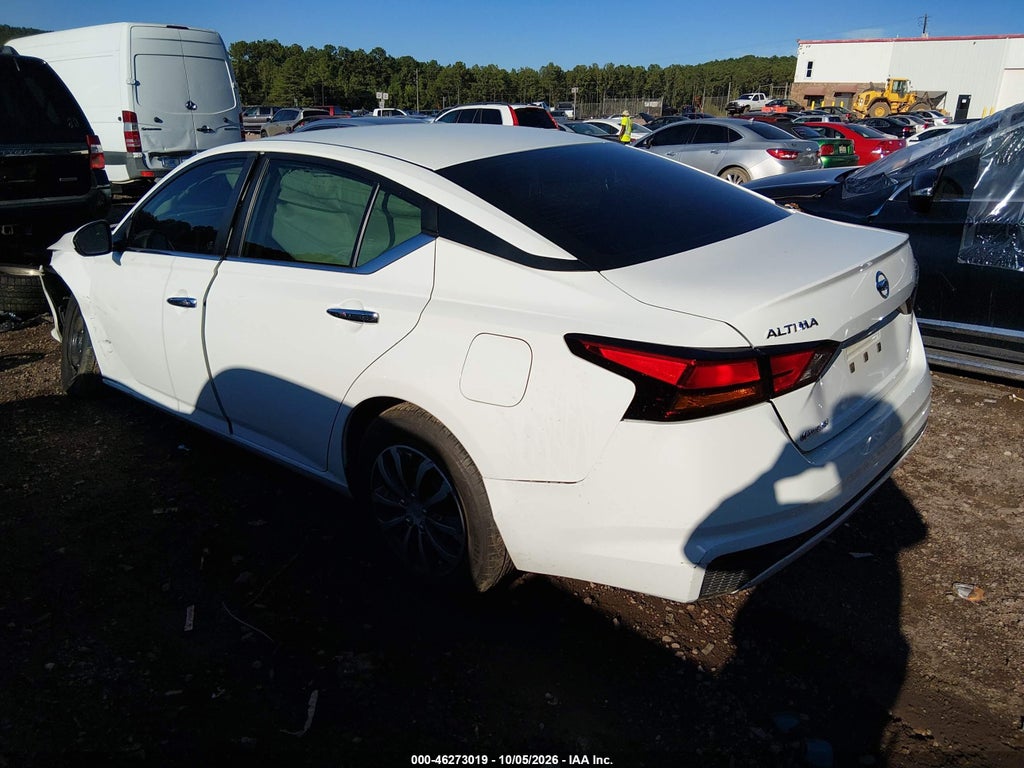 Nissan Altima 2022