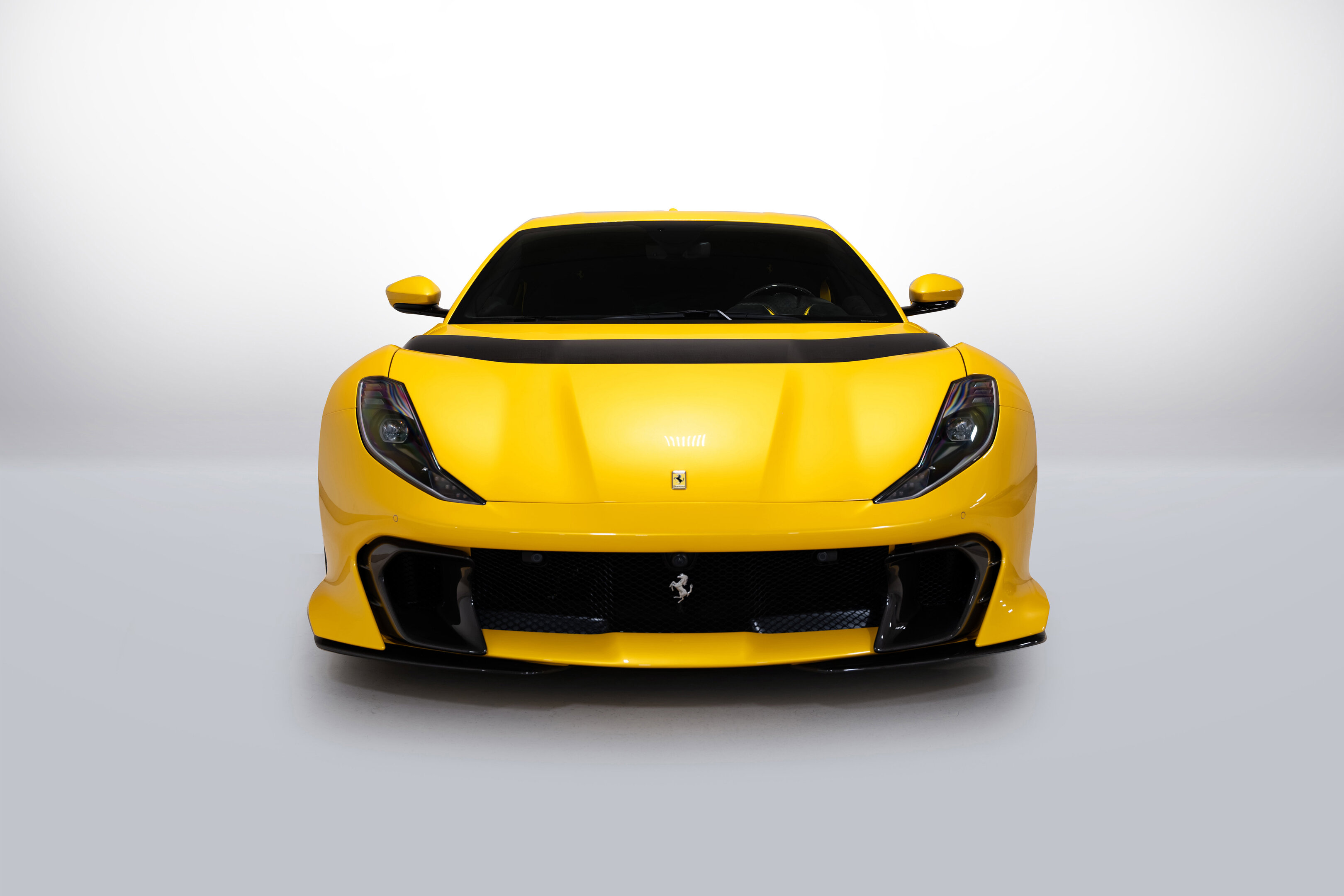 Ferrari 812 2022