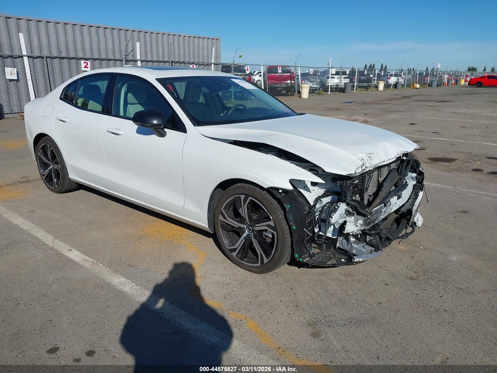 Volvo S60 2024