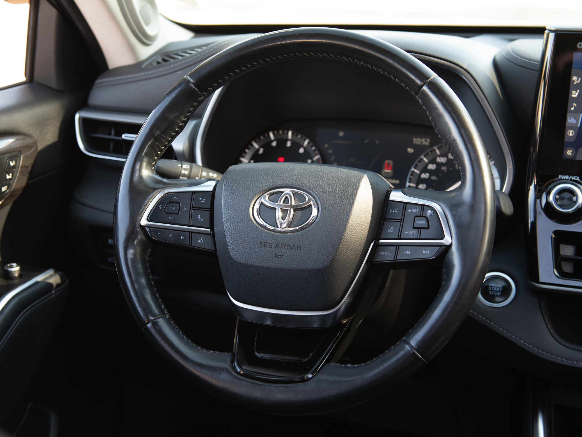 Toyota Highlander 2021