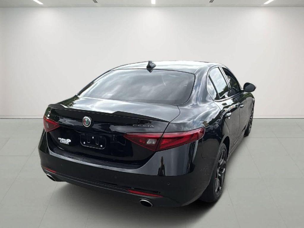 Alfa Romeo Giulia 2021