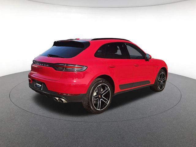 Porsche Macan 2021