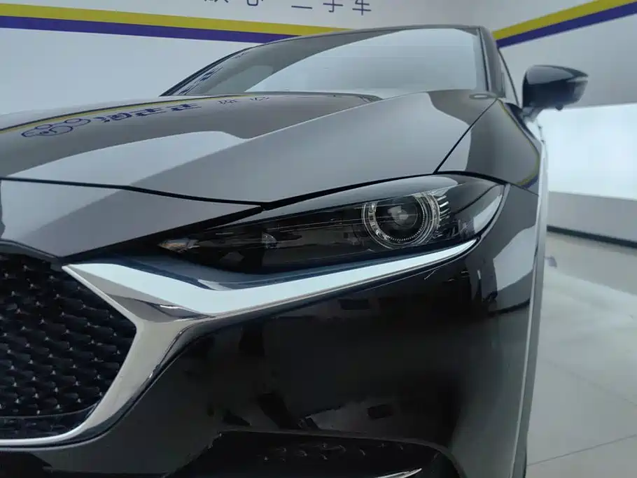 Mazda CX-4 2023