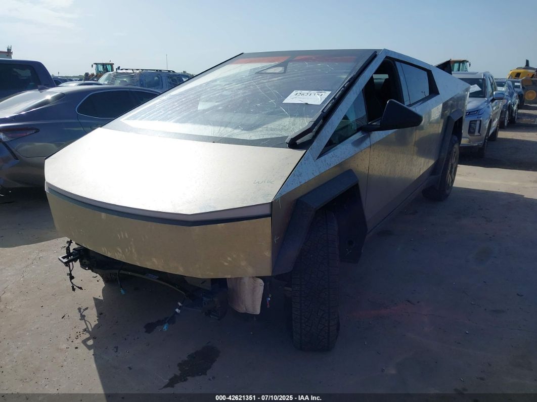 Tesla Cybertruck 2025