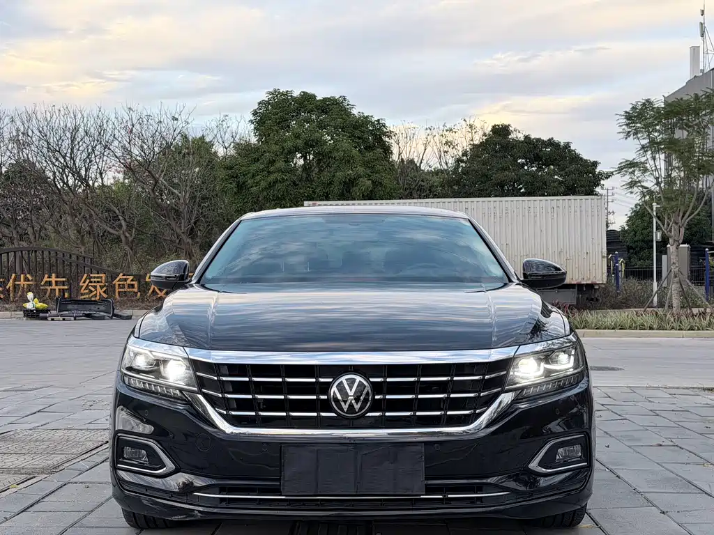 Volkswagen Passat 2021