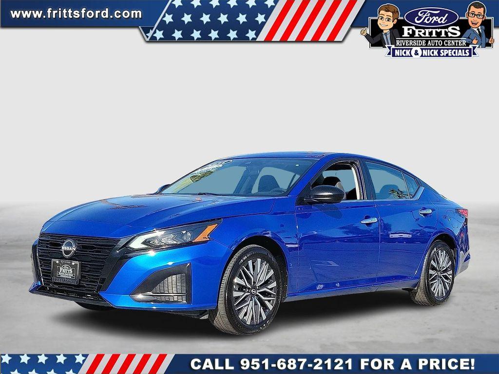Nissan Altima 2025