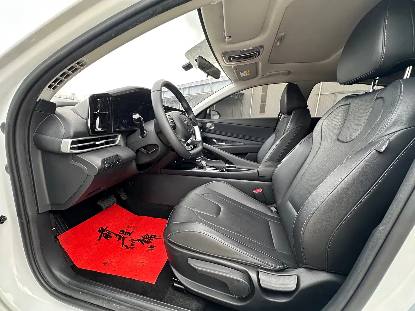 Hyundai Elantra 2023