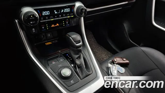 Toyota RAV4 2024