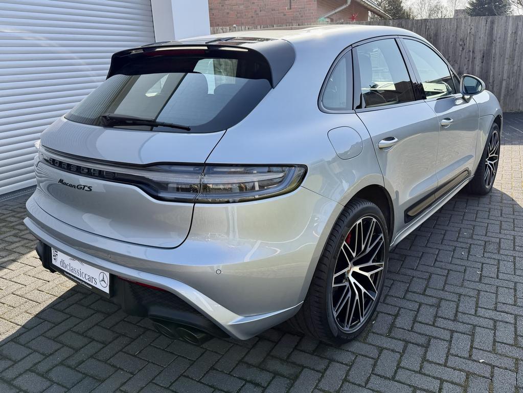 Porsche Macan 2022