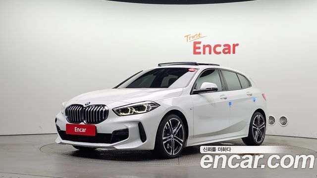 BMW 1 серии 2023
