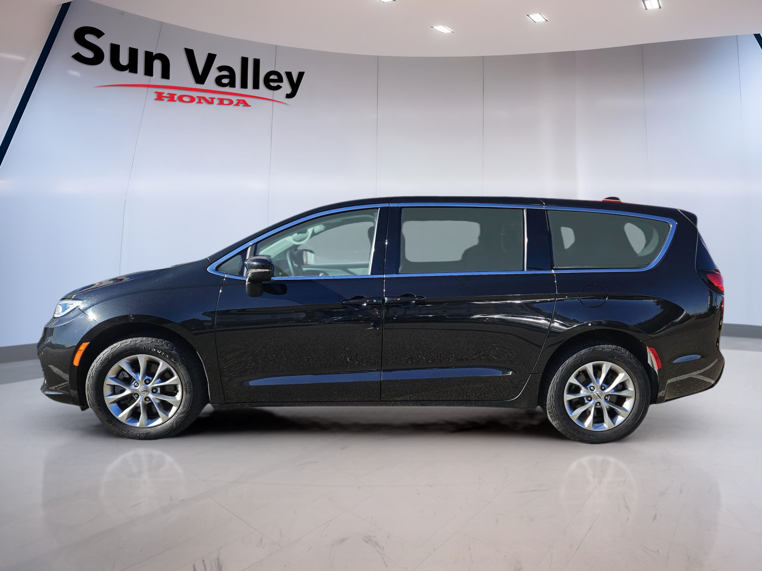 Chrysler Pacifica 2023