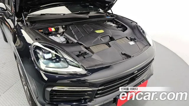 Porsche Cayenne 2021