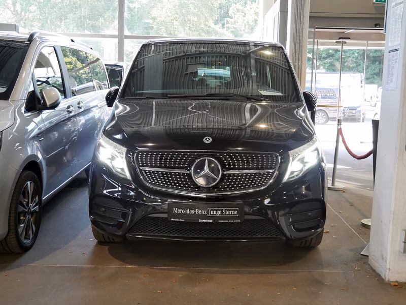 Mercedes-Benz V 300 2022
