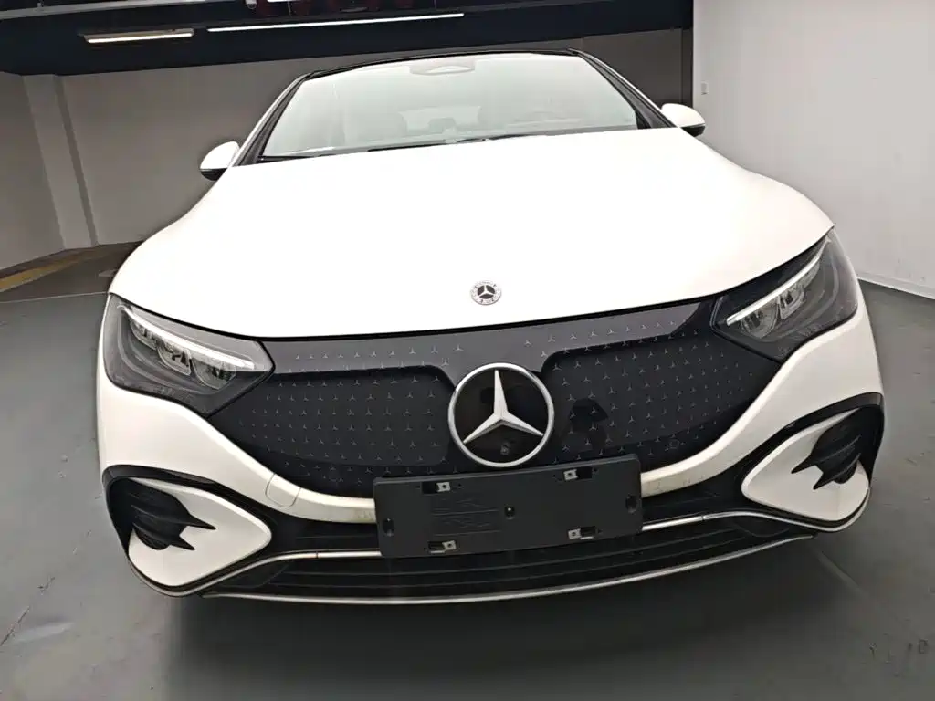Mercedes-Benz EQE 2025