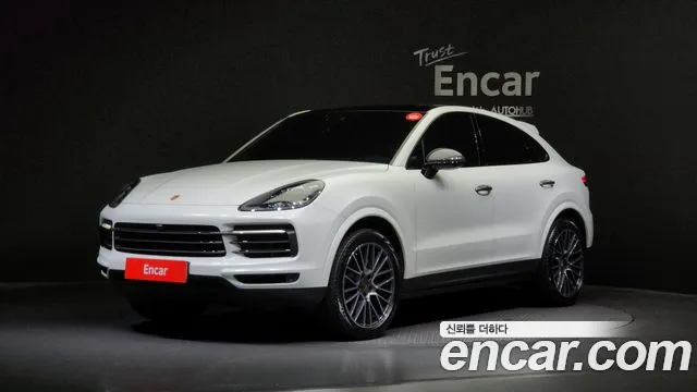 Porsche Cayenne 2021