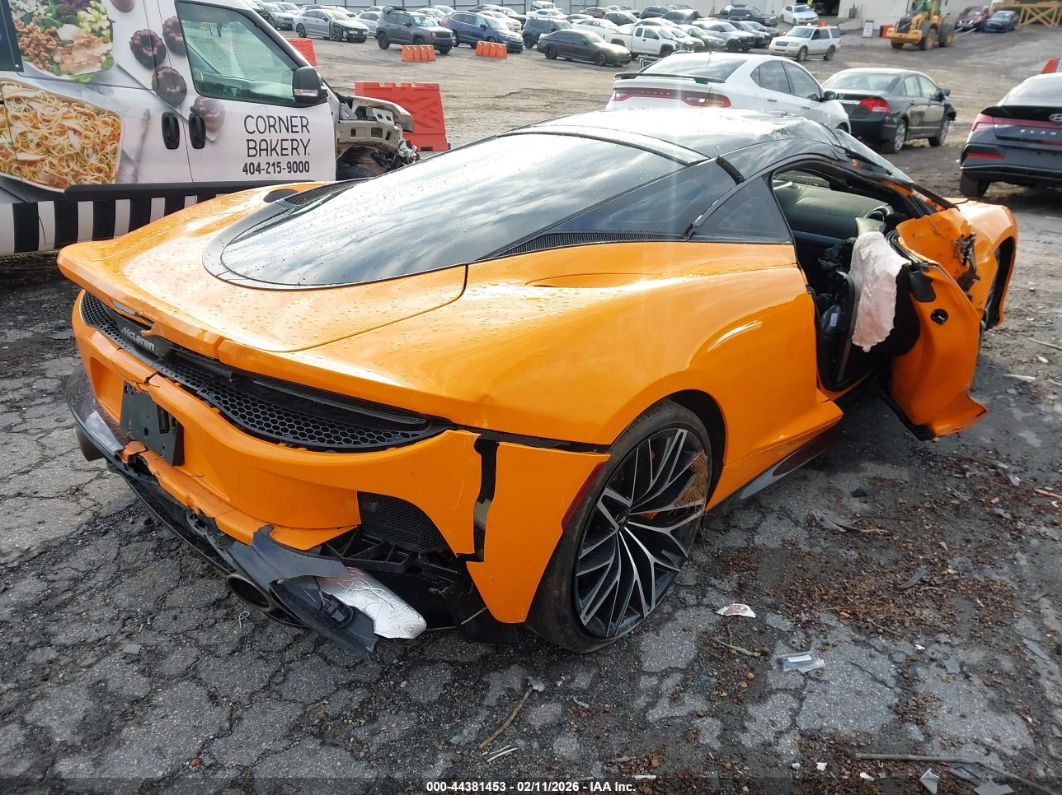 McLaren GT 2023