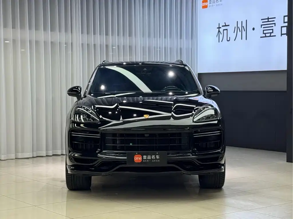 Porsche Cayenne 2023