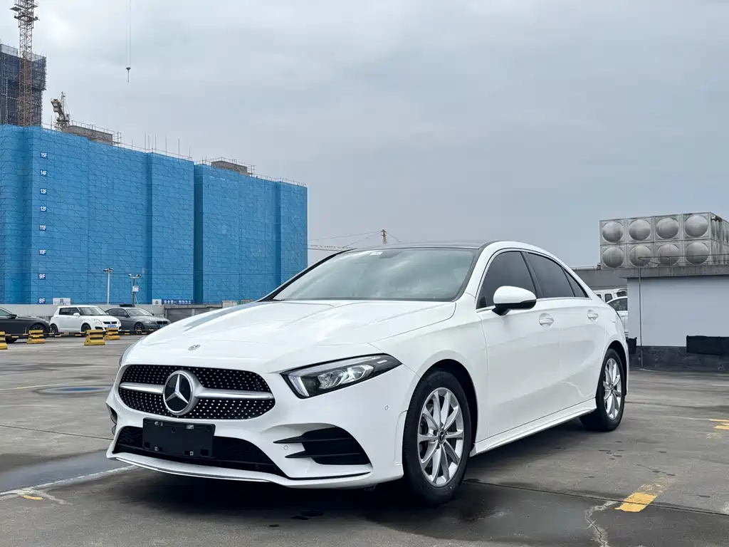 Mercedes-Benz A-Класс 2021
