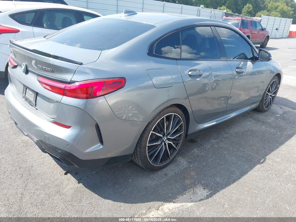 BMW M235 2022