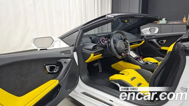 Lamborghini Huracán 2021