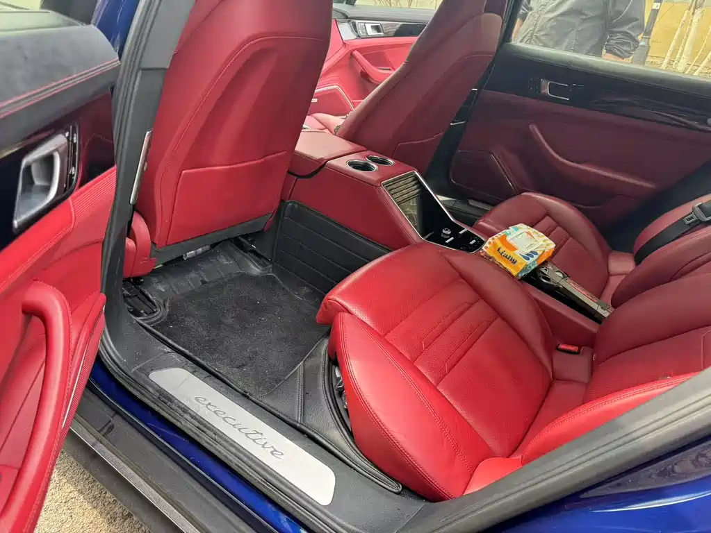 Porsche Panamera 2020