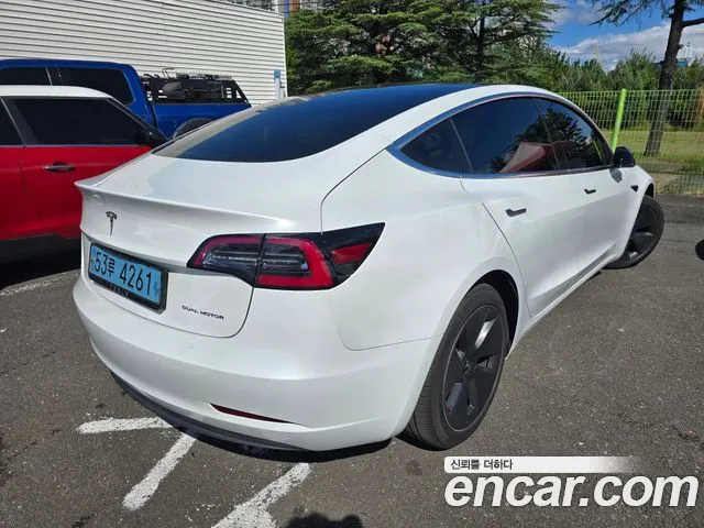 Tesla Model 3 2020