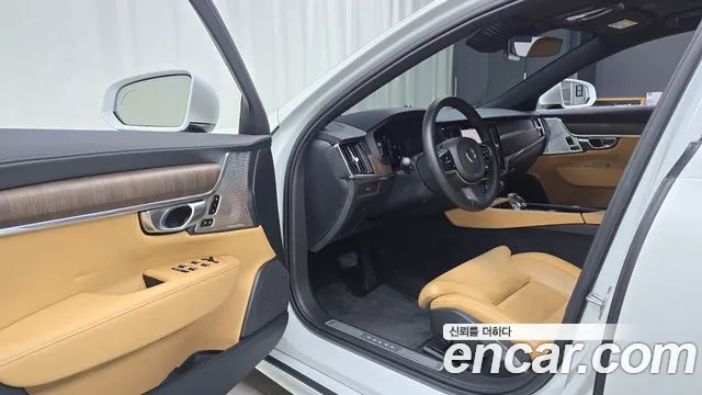 Volvo S90 2022