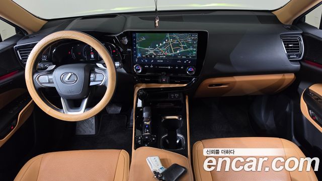 Lexus NX 2025