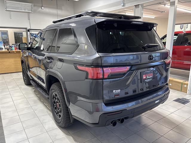 Toyota Sequoia 2026